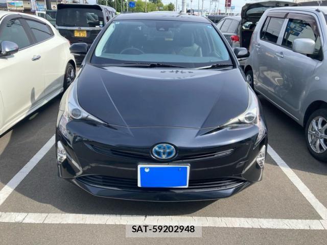 Toyota PRIUS 2016-07 7457002-2