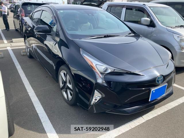 Toyota PRIUS 2016-07 7457002-3