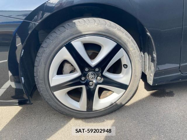 Toyota PRIUS 2016-07 7457002-6