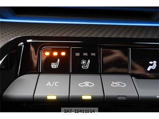 Toyota PRIUS 2024-09 7456996-11