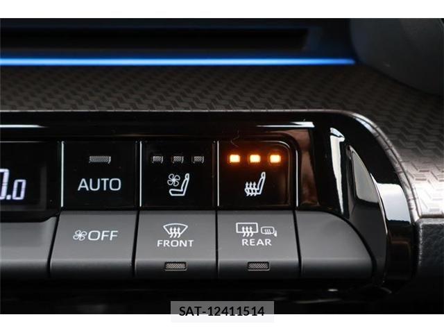 Toyota PRIUS 2024-09 7456996-12