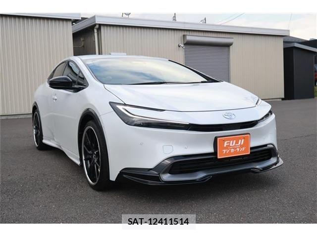 Toyota PRIUS 2024-09 7456996-21