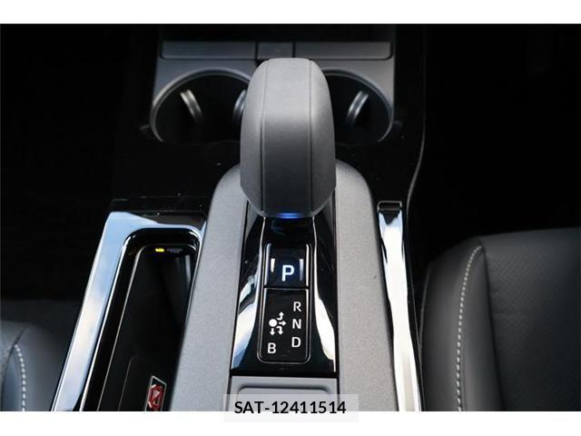 Toyota PRIUS 2024-09 7456996-24