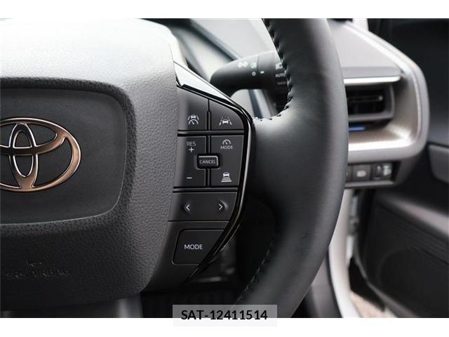 Toyota PRIUS 2024-09 7456996-4