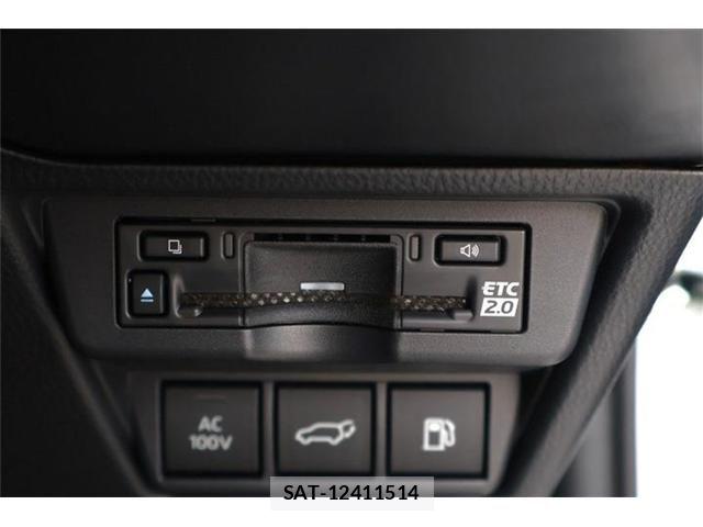 Toyota PRIUS 2024-09 7456996-5