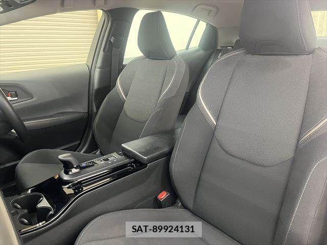 Toyota PRIUS 2023-11 7456999-29