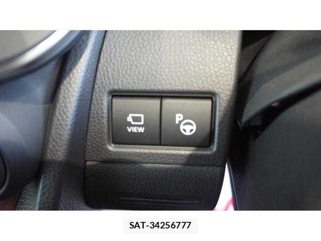 Toyota PRIUS 2023-04 7456997-15