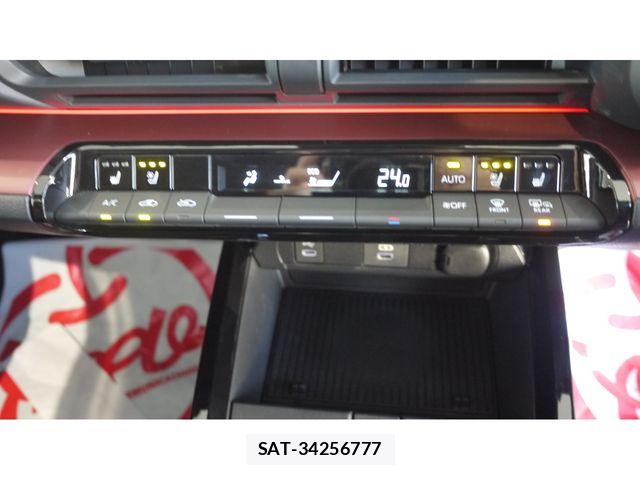 Toyota PRIUS 2023-04 7456997-18