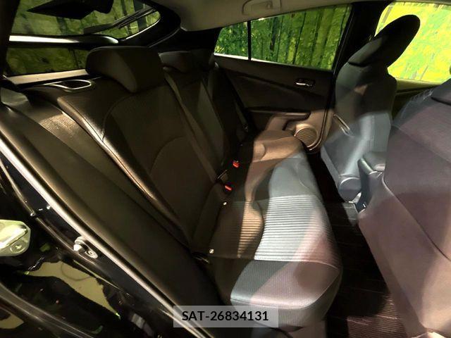 Toyota PRIUS 2019-01 7457001-8