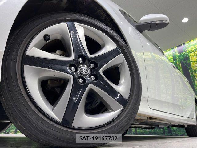 Toyota PRIUS 2020-10 7502364-12