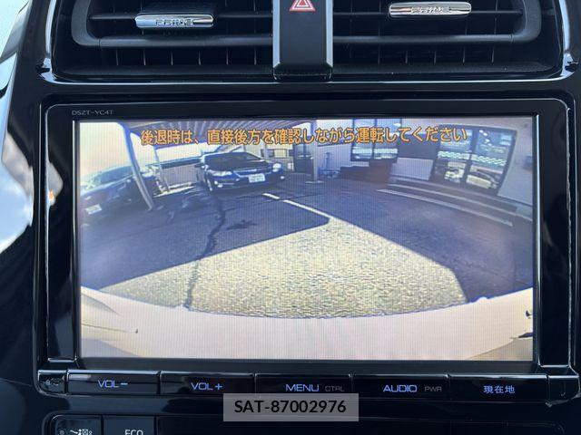 Toyota PRIUS 2016-07 7509749-18