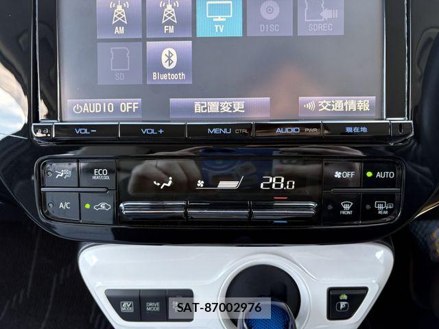 Toyota PRIUS 2016-07 7509749-20
