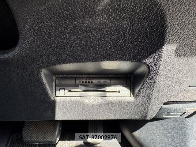 Toyota PRIUS 2016-07 7509749-22