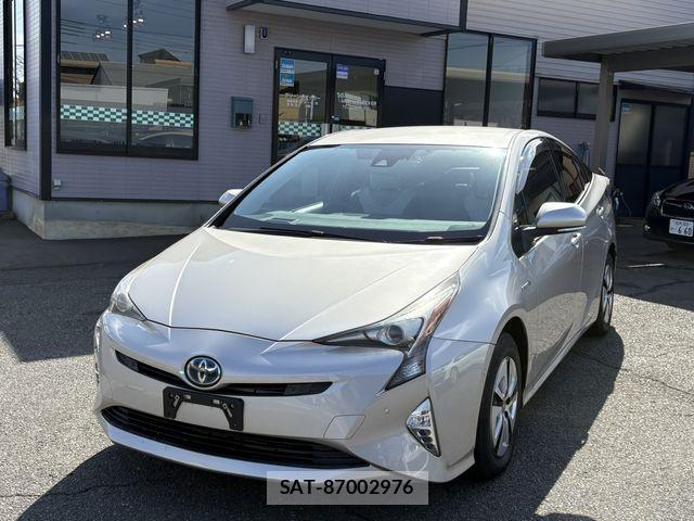 Toyota PRIUS 2016-07 7509749-3