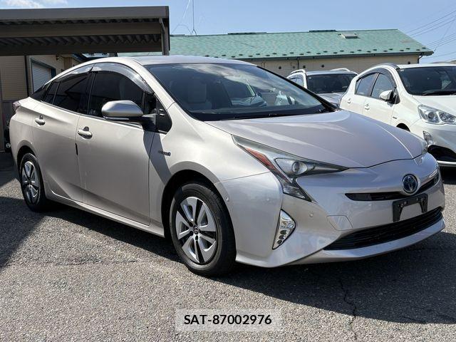 Toyota PRIUS 2016-07 7509749-5