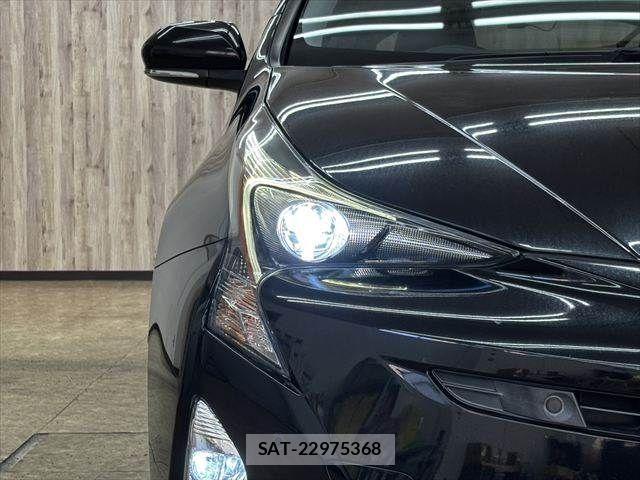 Toyota PRIUS 2017-12 7502367-29
