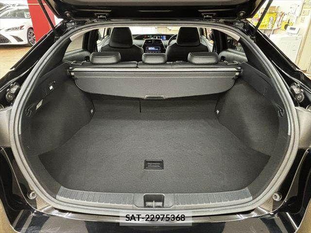 Toyota PRIUS 2017-12 7502367-8