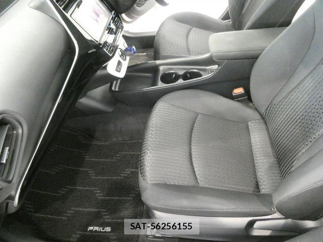 Toyota PRIUS 2016-01 7509750-18