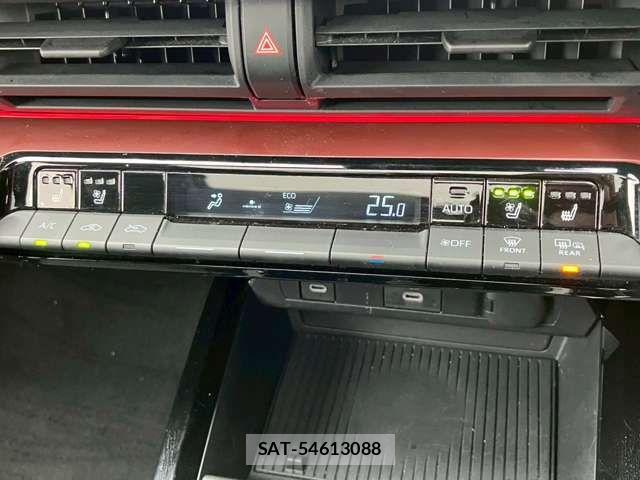Toyota PRIUS 2023-09 7502362-9
