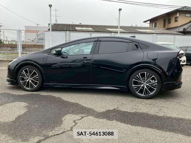 Toyota PRIUS 2023-09 7502362-16