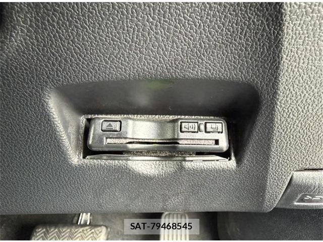 Toyota PRIUS 2020-12 7502366-19