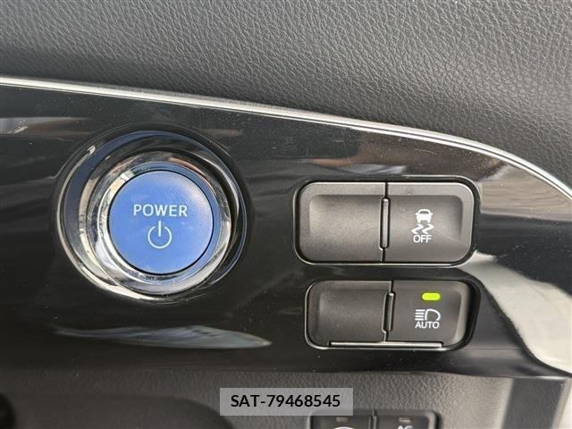 Toyota PRIUS 2020-12 7502366-21