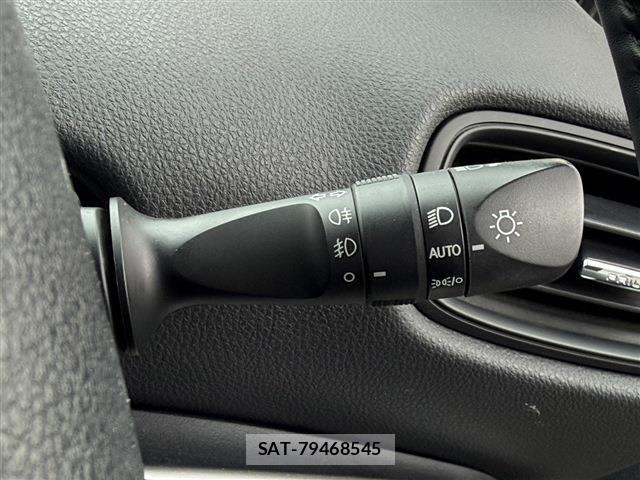 Toyota PRIUS 2020-12 7502366-24