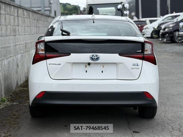 Toyota PRIUS 2020-12 7502366-5