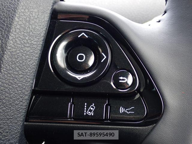 Toyota PRIUS 2023-05 7509748-22