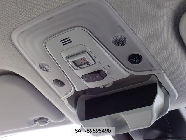 Toyota PRIUS 2023-05 7509748-27