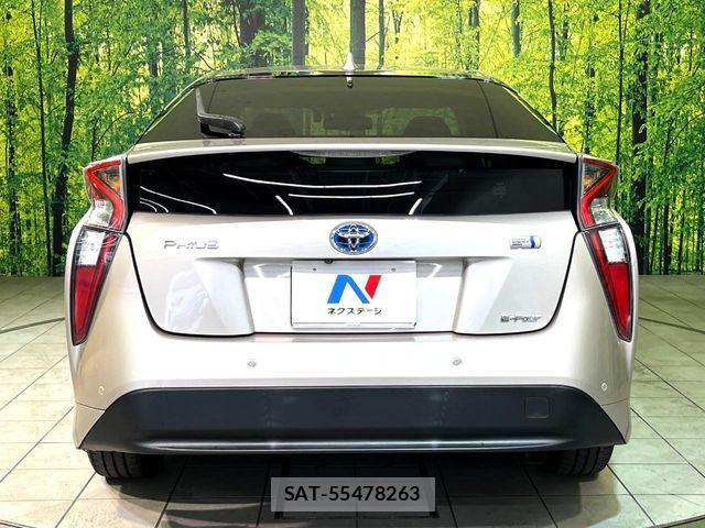 Toyota PRIUS 2017-10 7502368-14