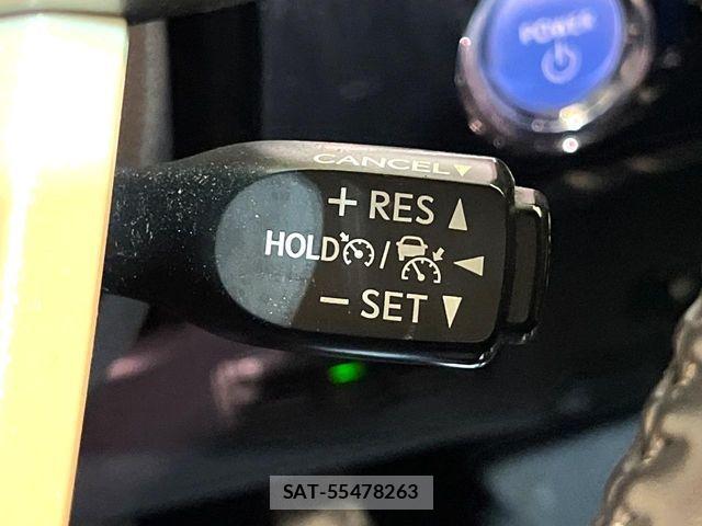 Toyota PRIUS 2017-10 7502368-5