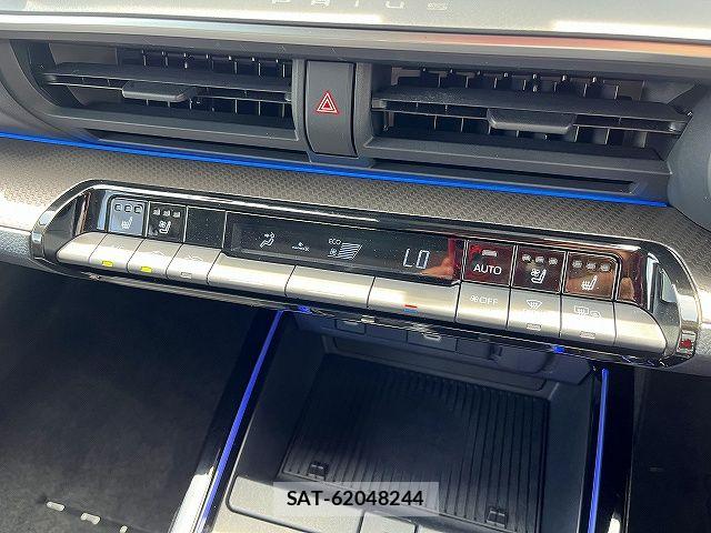 Toyota PRIUS 2023-07 7562674-14