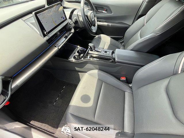 Toyota PRIUS 2023-07 7562674-18