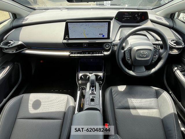 Toyota PRIUS 2023-07 7562674-1