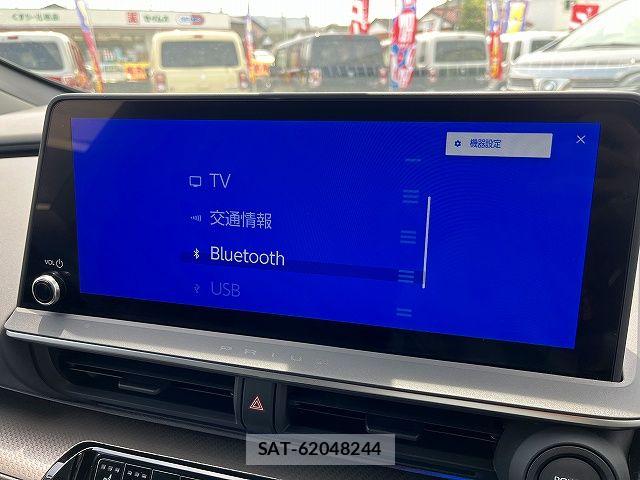 Toyota PRIUS 2023-07 7562674-5