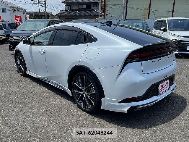Toyota PRIUS 2023-07 7562674-8