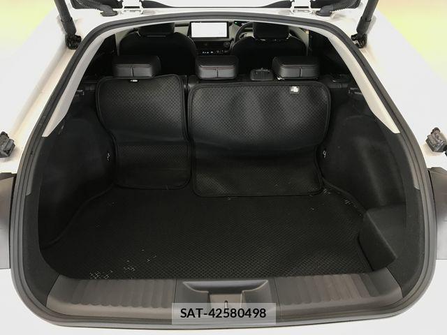 Toyota PRIUS 2024-01 7562675-10