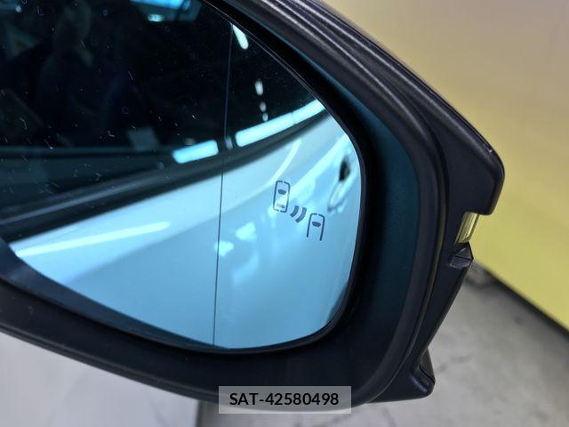 Toyota PRIUS 2024-01 7562675-24