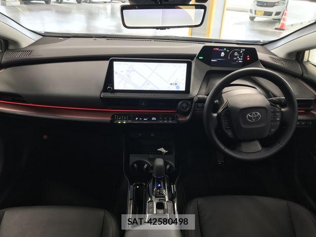 Toyota PRIUS 2024-01 7562675-7