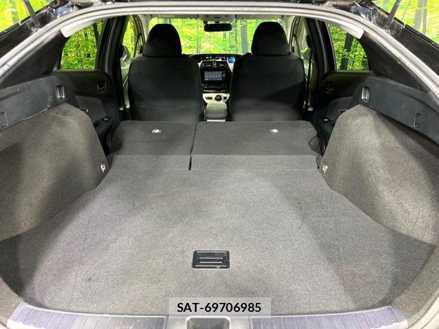 Toyota PRIUS 2017-01 7619364-10