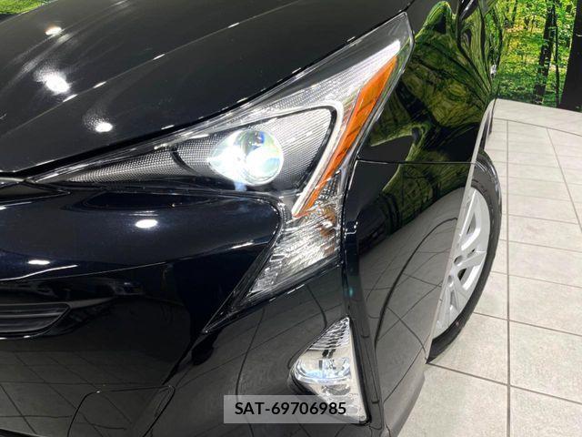 Toyota PRIUS 2017-01 7619364-12