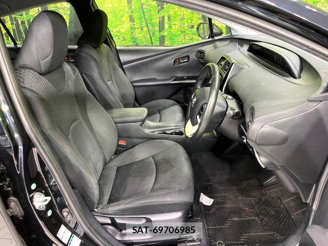 Toyota PRIUS 2017-01 7619364-8