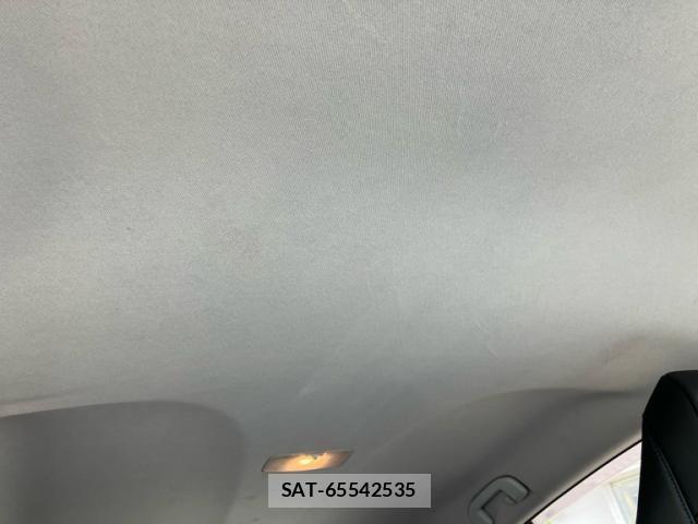 Toyota PRIUS 2015-12 7619367-19