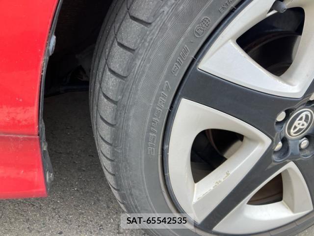 Toyota PRIUS 2015-12 7619367-8