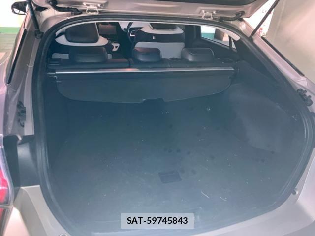 Toyota PRIUS 2016-01 7619366-12