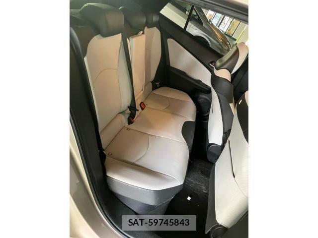 Toyota PRIUS 2016-01 7619366-13