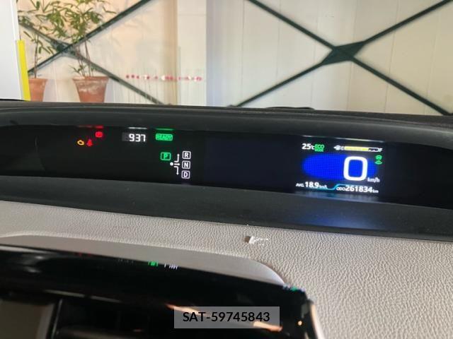 Toyota PRIUS 2016-01 7619366-20