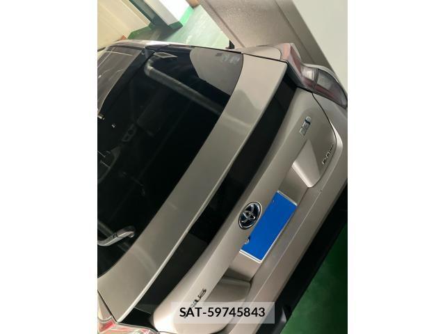 Toyota PRIUS 2016-01 7619366-3
