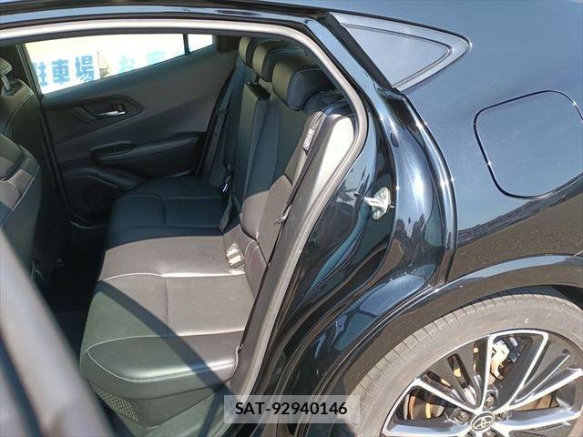 Toyota PRIUS 2023-05 7619356-13